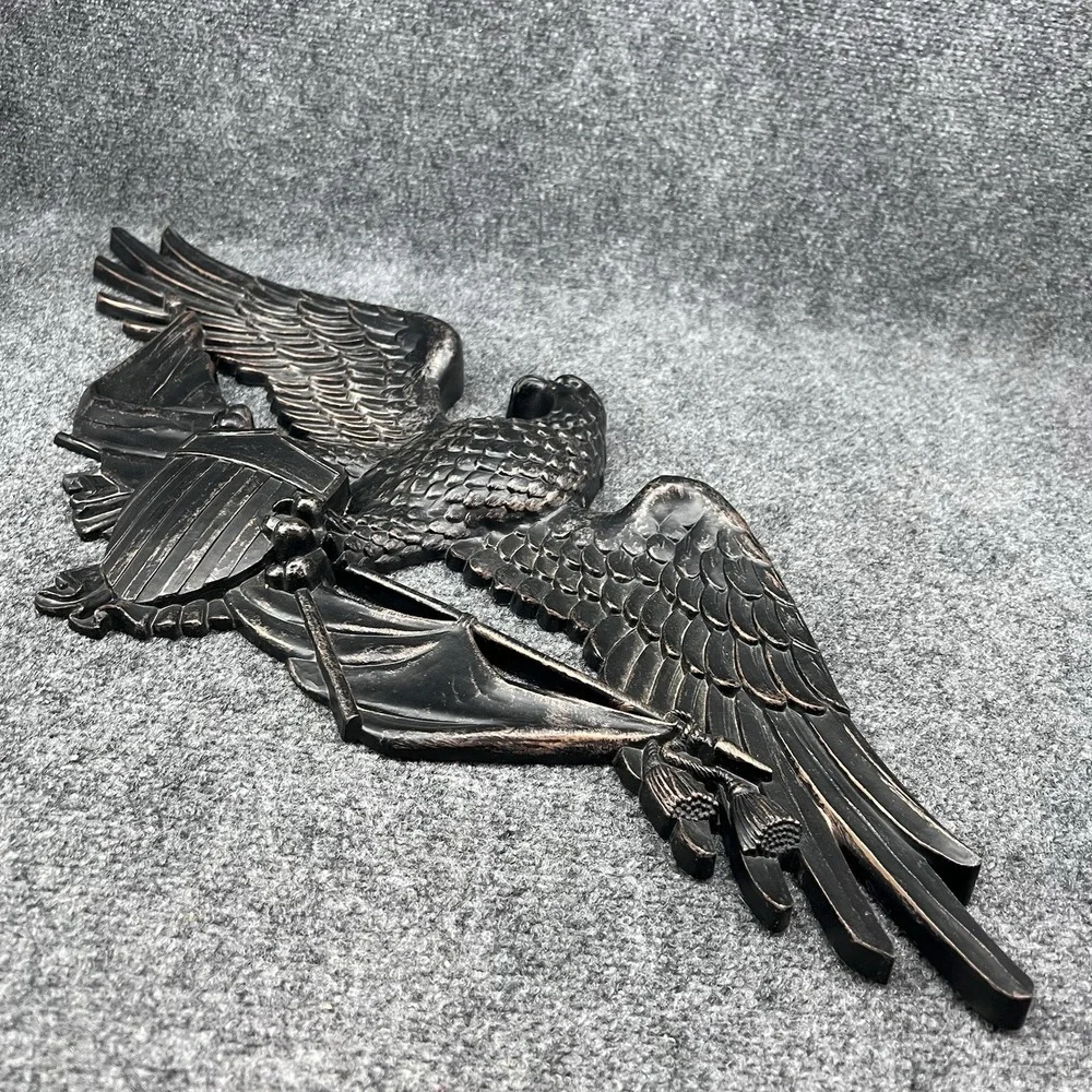 Vtg 1959 Dart Industries #3867 USA Molded Plastic Eagle Patriotic Shield 28
